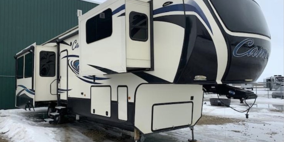 Image for Used ‘18 CrossRoads RV Cameo